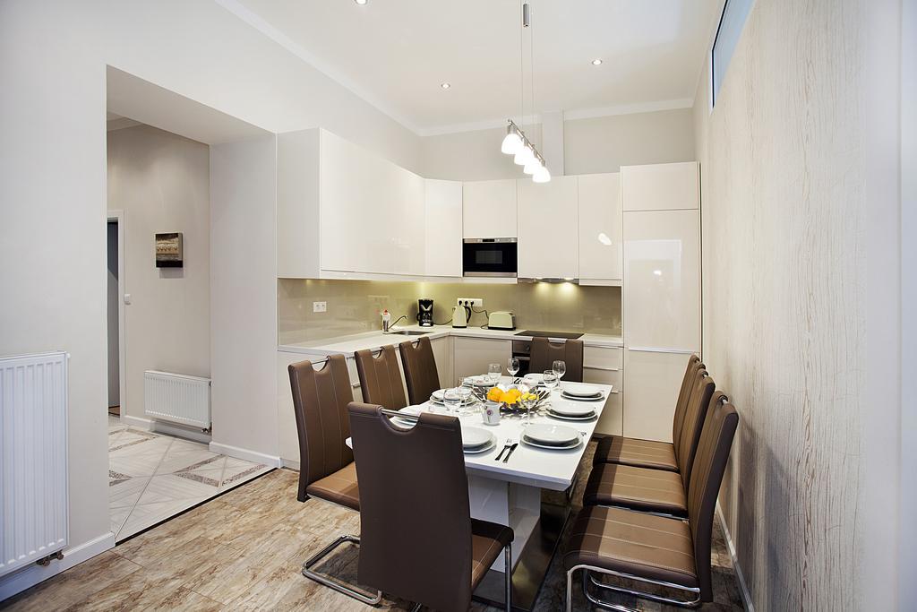 Ferienwohnung Celebration Flat By Ruterra Prag Zimmer foto